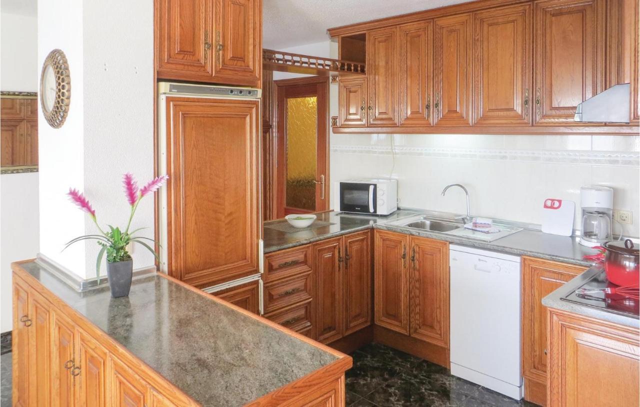 2 Bedroom Stunning Apartment In Torrevieja Zewnętrze zdjęcie