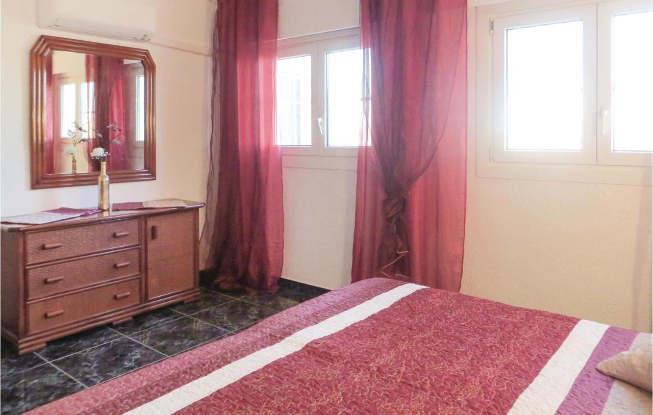 2 Bedroom Stunning Apartment In Torrevieja Zewnętrze zdjęcie
