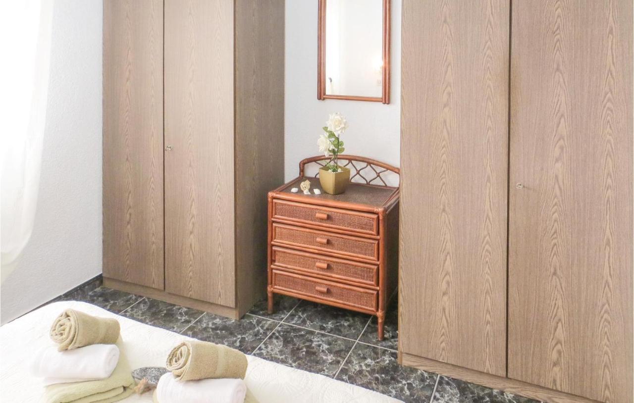 2 Bedroom Stunning Apartment In Torrevieja Zewnętrze zdjęcie