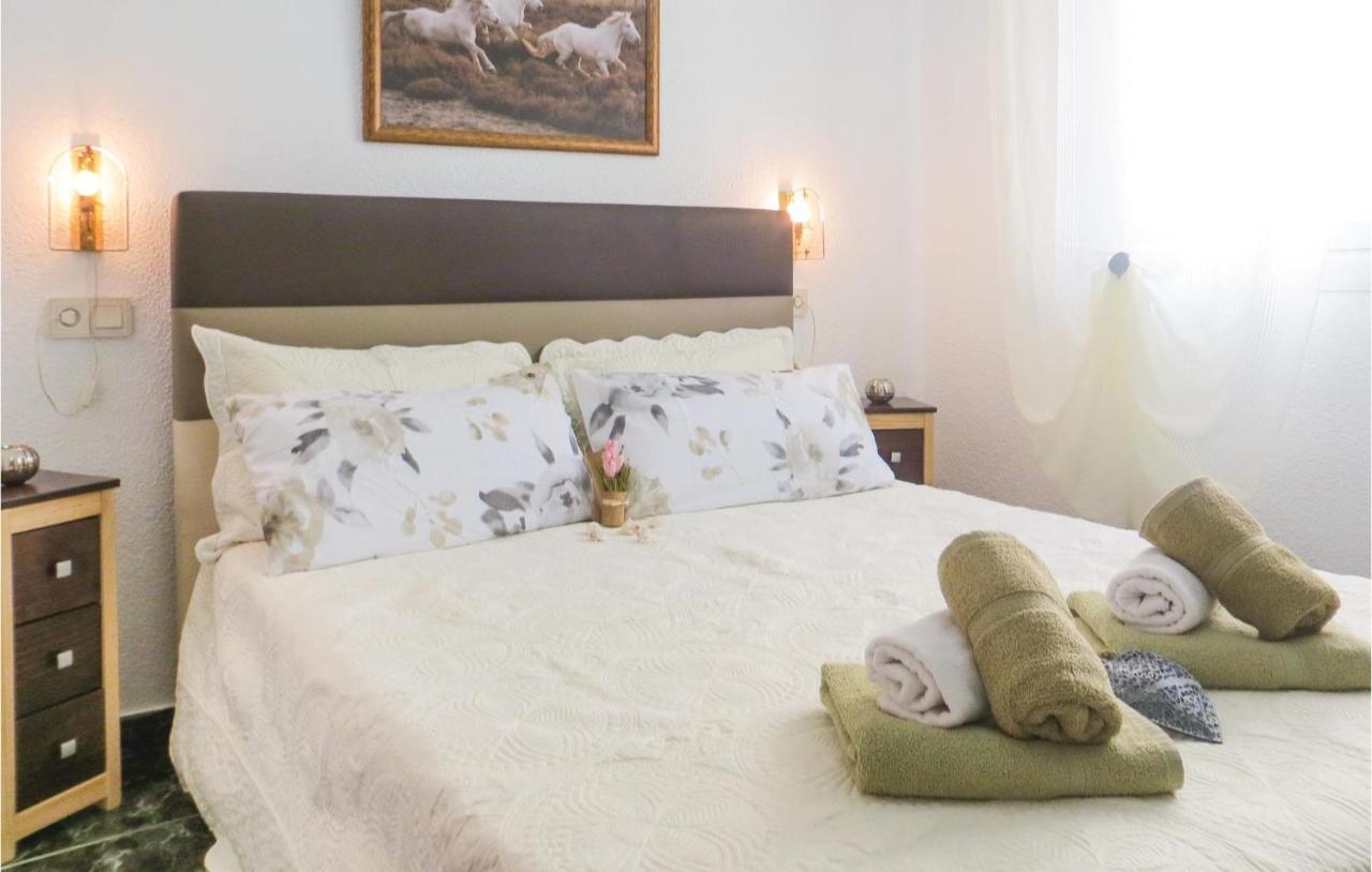 2 Bedroom Stunning Apartment In Torrevieja Zewnętrze zdjęcie